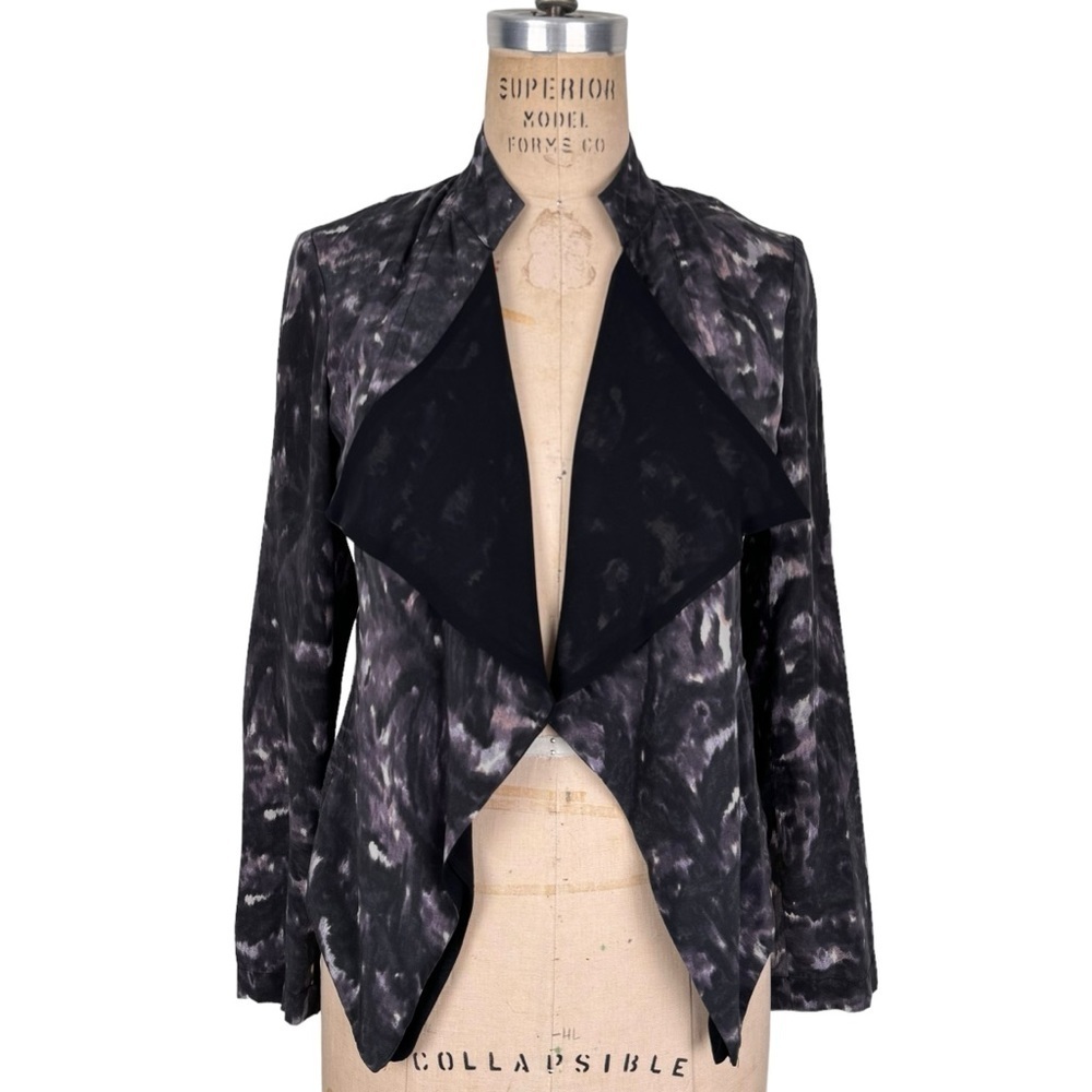 Urban Outfitters Silk Cardigan Jacket M Gray Vampire Dark Romantic‎ Gothic Witch
